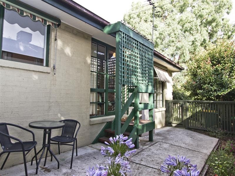 40 Calrossie Avenue, Montmorency VIC 3094