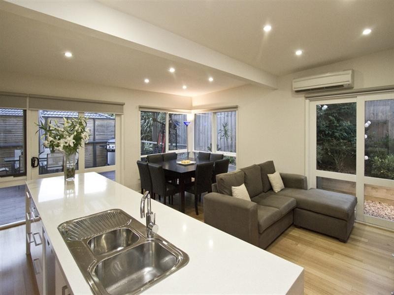 1/27 Alban Street, Montmorency VIC 3094