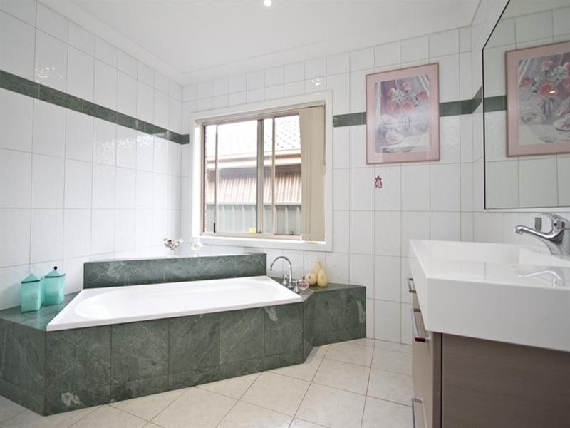 213 Broadhurst Avenue, Reservoir VIC 3073