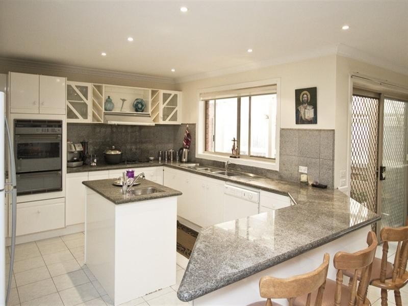 213 Broadhurst Avenue, Reservoir VIC 3073