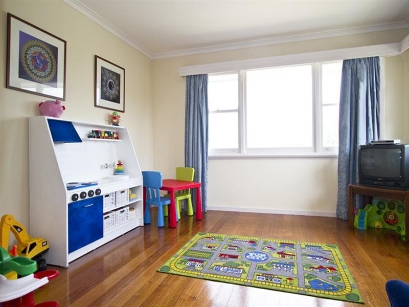 21 Huntley Street, Watsonia VIC 3087