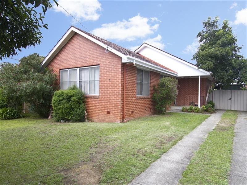 16 Webster Crescent, Watsonia VIC 3087