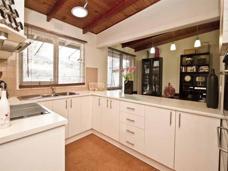 14 Spring Street, Greensborough VIC 3088