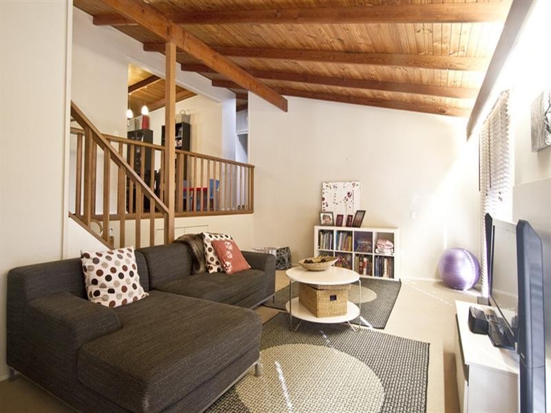 14 Spring Street, Greensborough VIC 3088