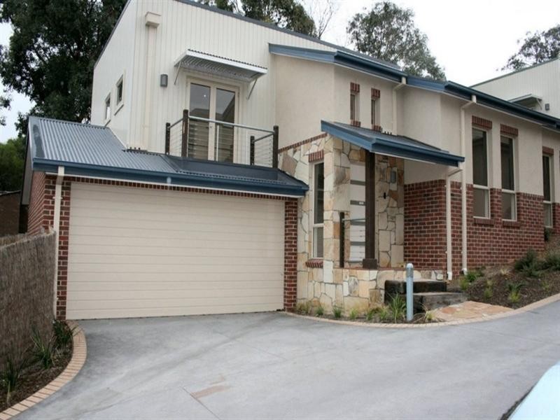 2/171 St Helena Road, Greensborough VIC 3088