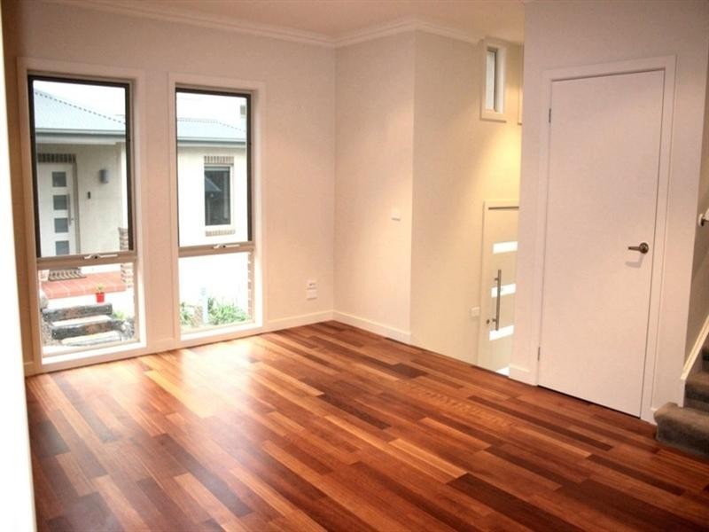 2/171 St Helena Road, Greensborough VIC 3088