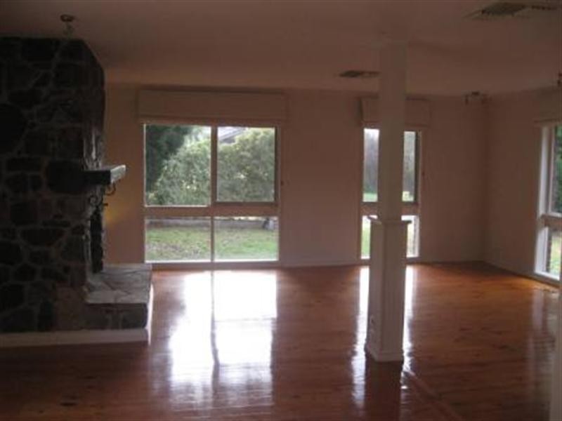 21 Tarwarri Court, Greensborough VIC 3088