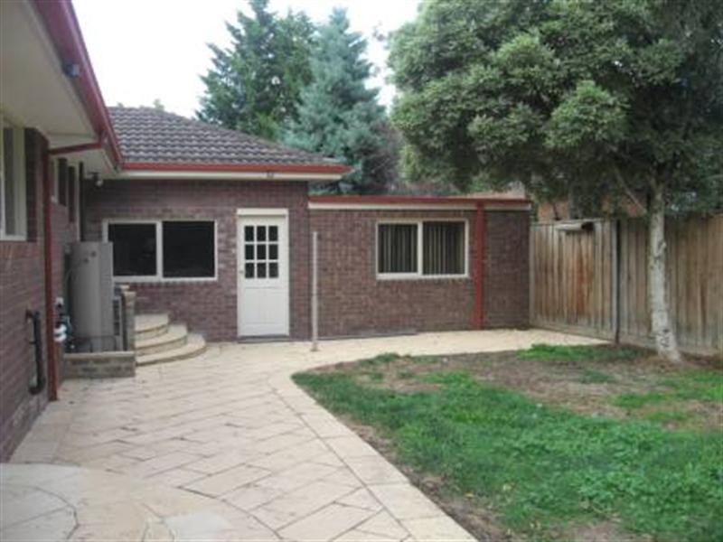 21 Tarwarri Court, Greensborough VIC 3088