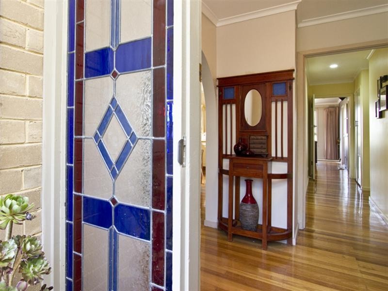 9 Kylie Place, Montmorency VIC 3094