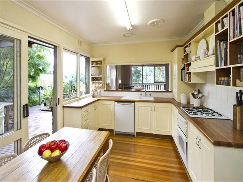 9 Kylie Place, Montmorency VIC 3094