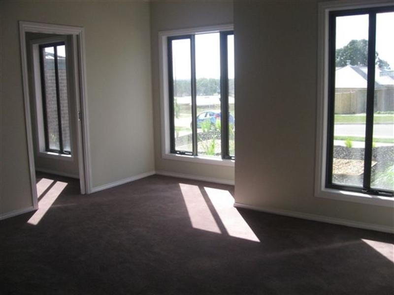 43 Eminence Boulevard, Doreen VIC 3754