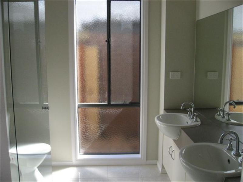 43 Eminence Boulevard, Doreen VIC 3754