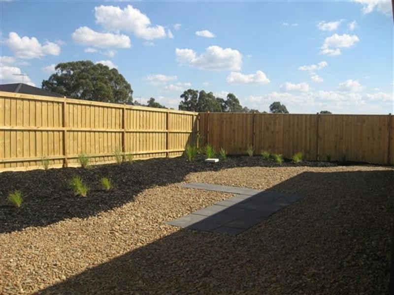 43 Eminence Boulevard, Doreen VIC 3754