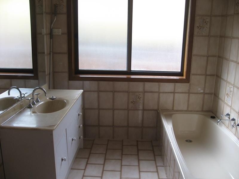 13 Civic Drive, Greensborough VIC 3088