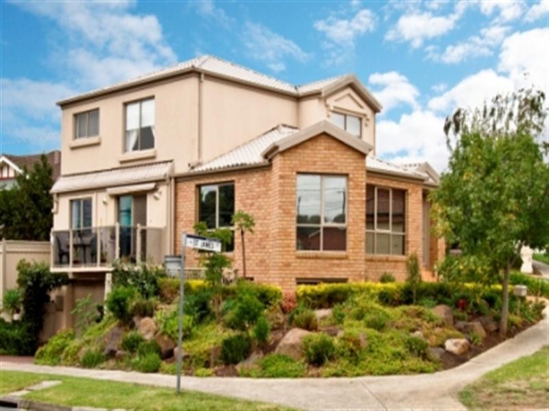 1 St James Court, Watsonia VIC 3087