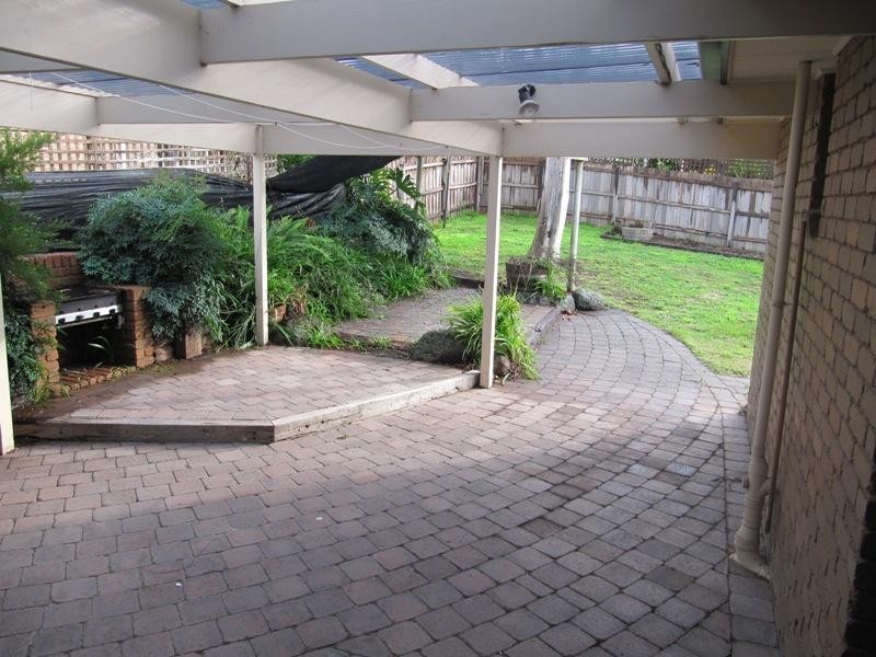 8 Vincent Court, Greensborough VIC 3088