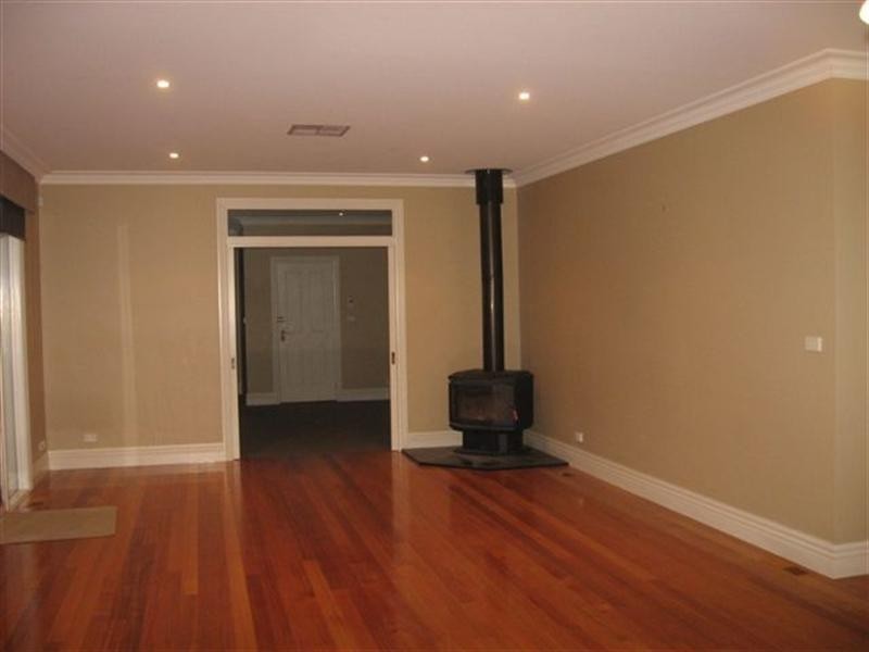 24-26 Laurimar Hill Drive, Doreen VIC 3754