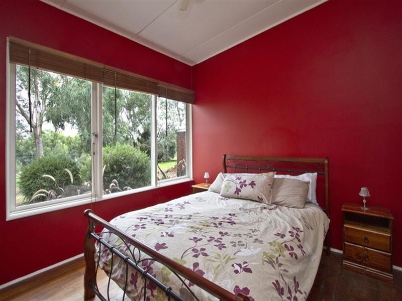 1 Beaumont Street, Watsonia VIC 3087