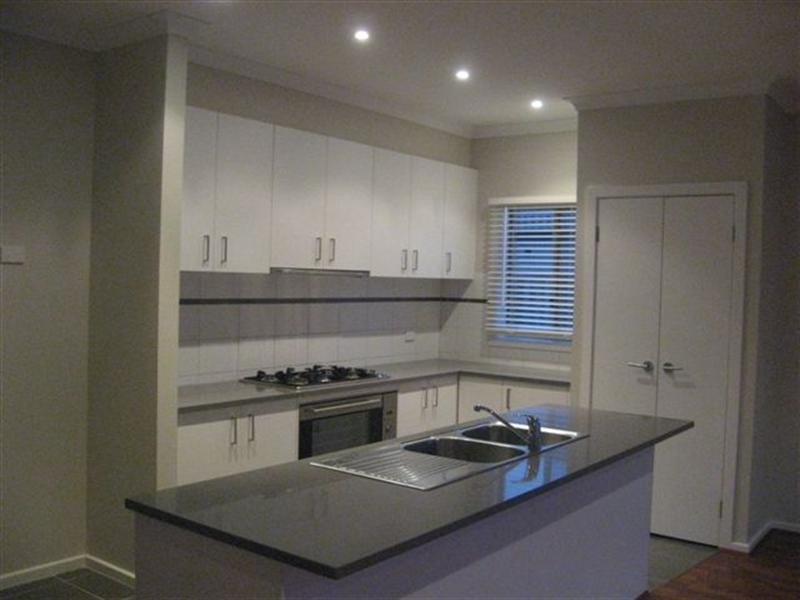 8 Birdwood Court, Doreen VIC 3754