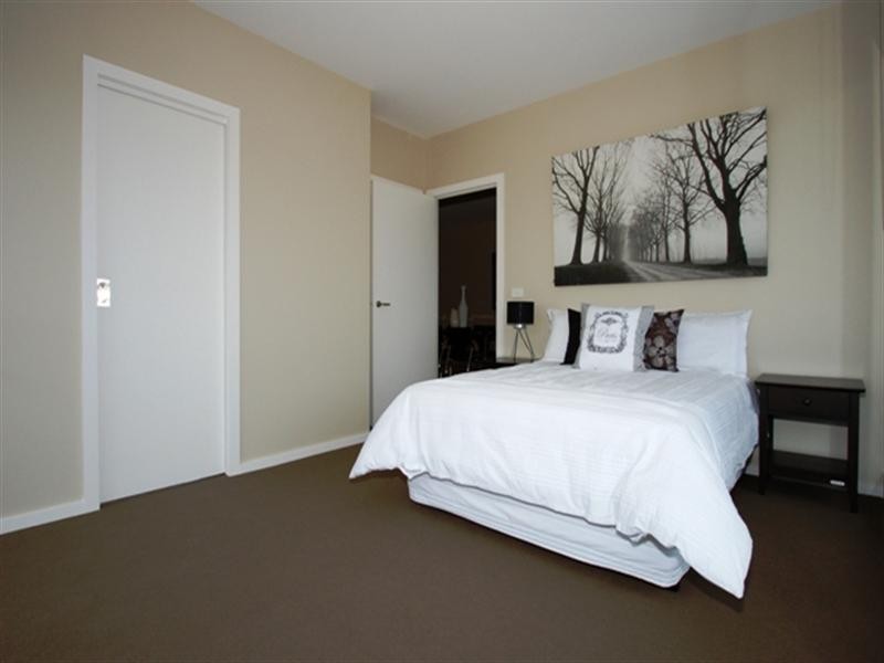 208/40 Burgundy Street, Heidelberg VIC 3084