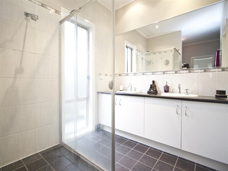 14 Sophie Place, Greensborough VIC 3088