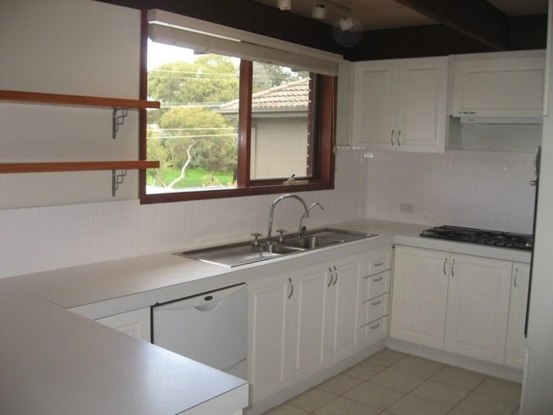 15 Hakea Street, Watsonia North VIC 3087