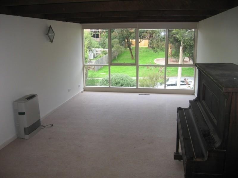 15 Hakea Street, Watsonia North VIC 3087