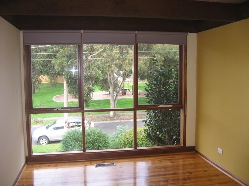 15 Hakea Street, Watsonia North VIC 3087