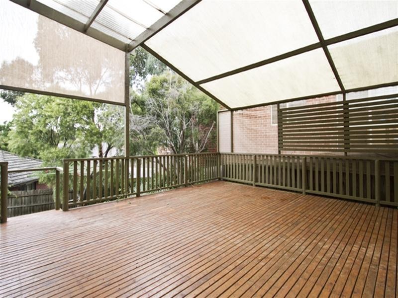 33 Stonnington Drive, Watsonia North VIC 3087