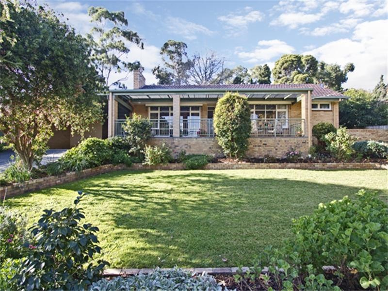 26 Williams Road, Briar Hill VIC 3088