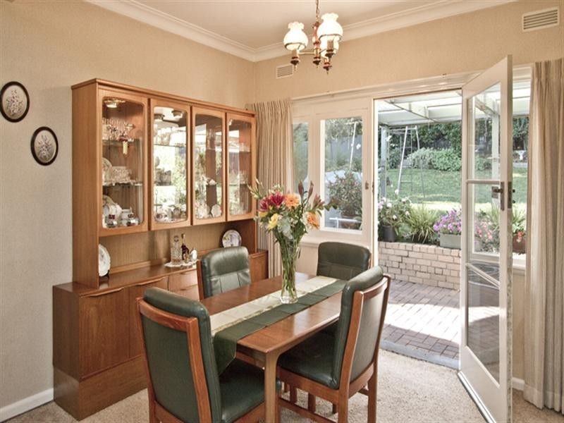 26 Williams Road, Briar Hill VIC 3088