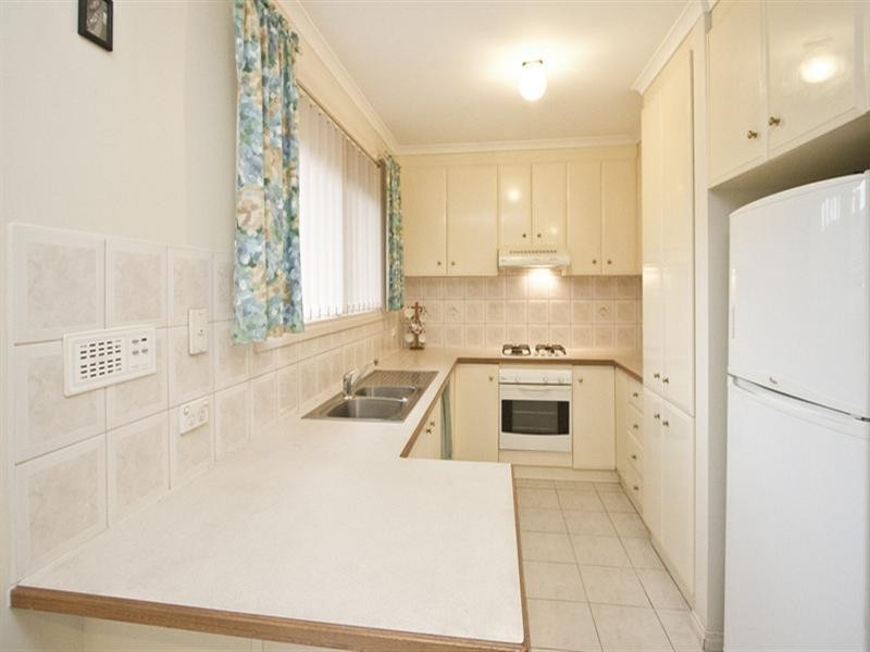 4 Eden Avenue, Watsonia VIC 3087