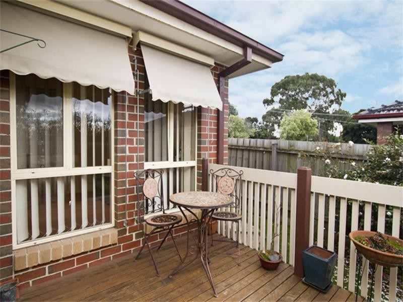 4 Eden Avenue, Watsonia VIC 3087