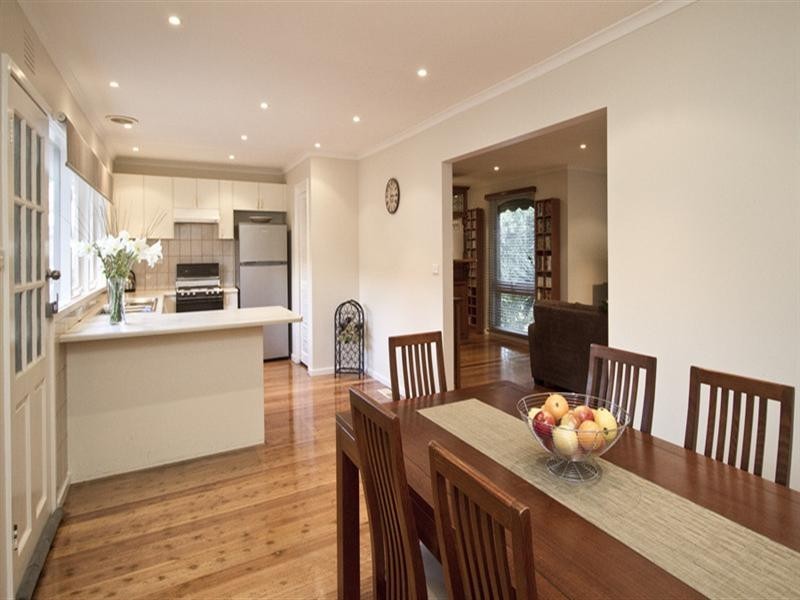 2 Carinya Road, Greensborough VIC 3088