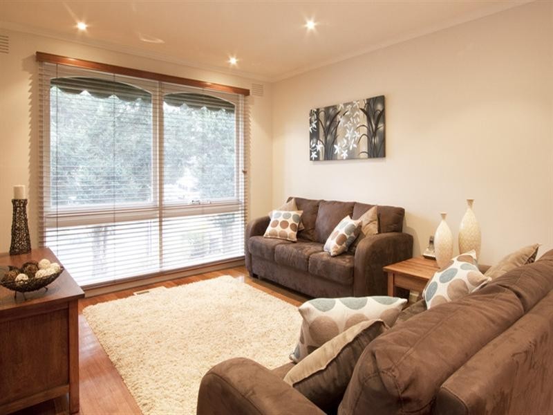 2 Carinya Road, Greensborough VIC 3088