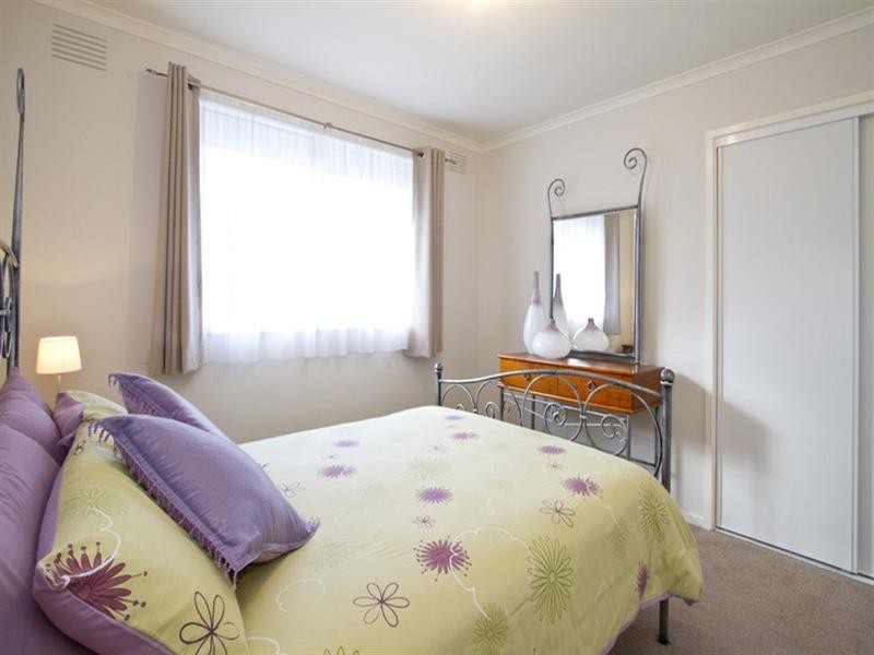 2 Carinya Road, Greensborough VIC 3088