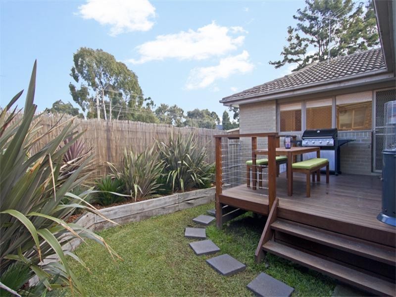 2 Carinya Road, Greensborough VIC 3088