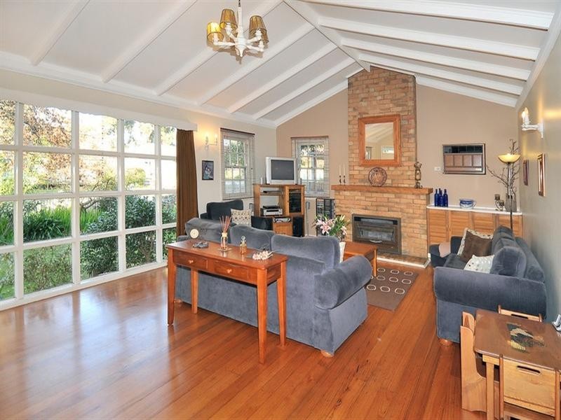 33 Adeline Street, Greensborough VIC 3088