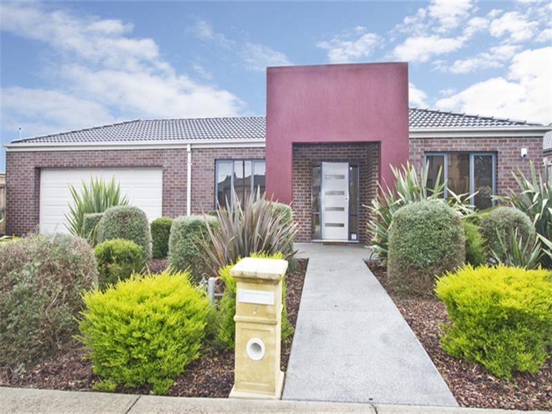 7 Keys Street, Doreen VIC 3754