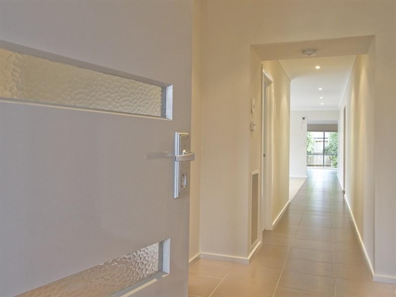 7 Keys Street, Doreen VIC 3754