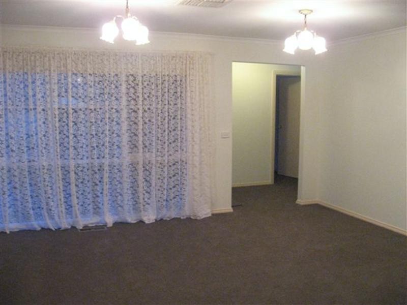 8/9-11 McDowell Street, Greensborough VIC 3088