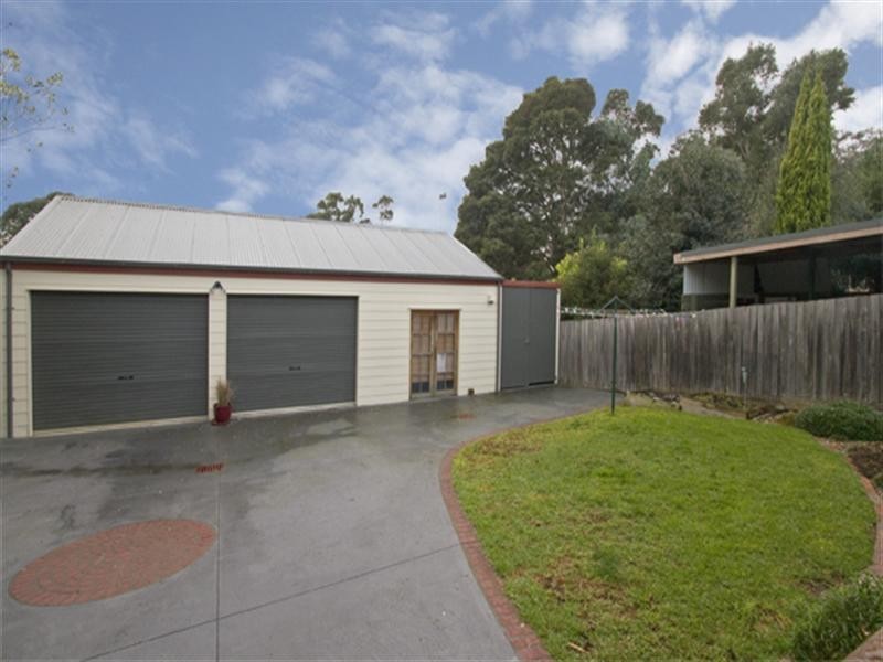 10 Patyah Street, Diamond Creek VIC 3089