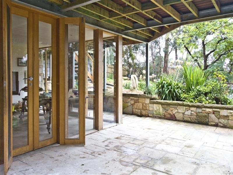 5 Riverview Road, Montmorency VIC 3094