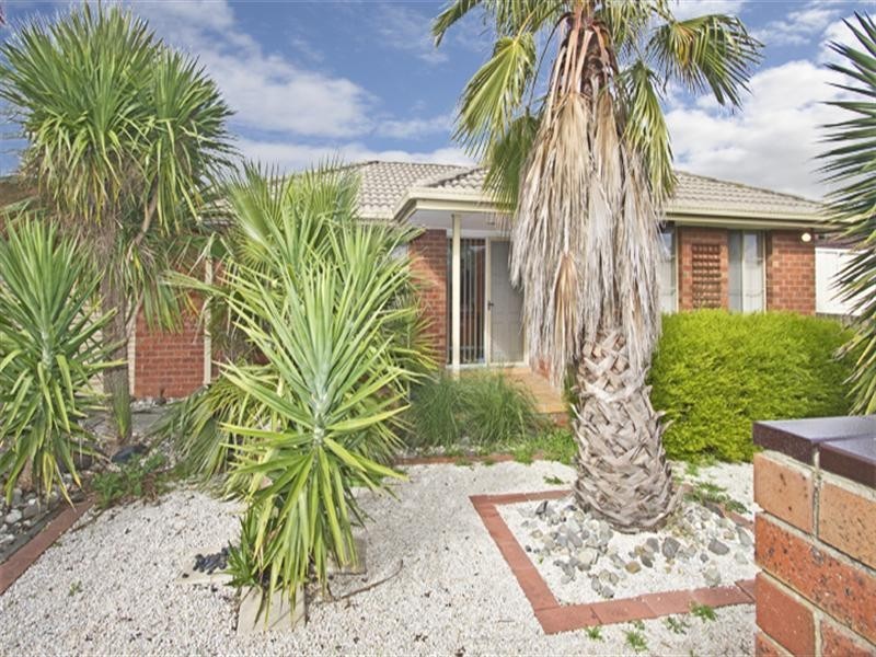 72 Garden Grove Drive, Mill Park VIC 3082
