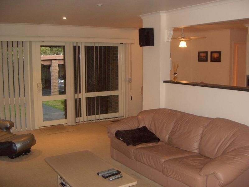 262 Plenty River Drive, Greensborough VIC 3088