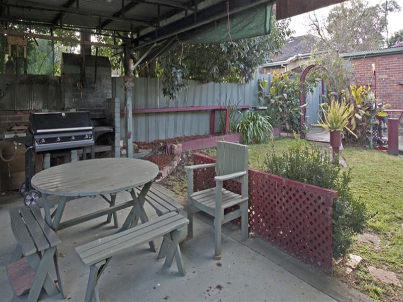 287 Grimshaw Street, Watsonia VIC 3087