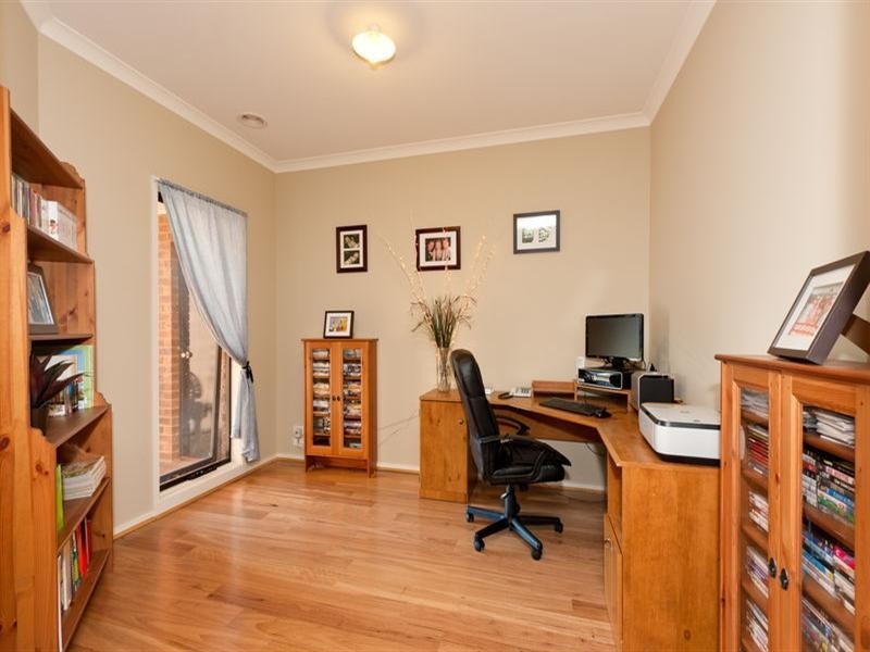 10 Dorbolo Street, Mernda VIC 3754