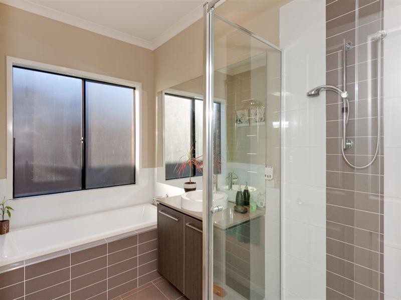 10 Dorbolo Street, Mernda VIC 3754