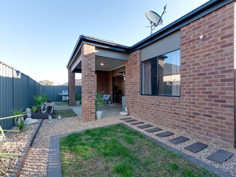 10 Dorbolo Street, Mernda VIC 3754