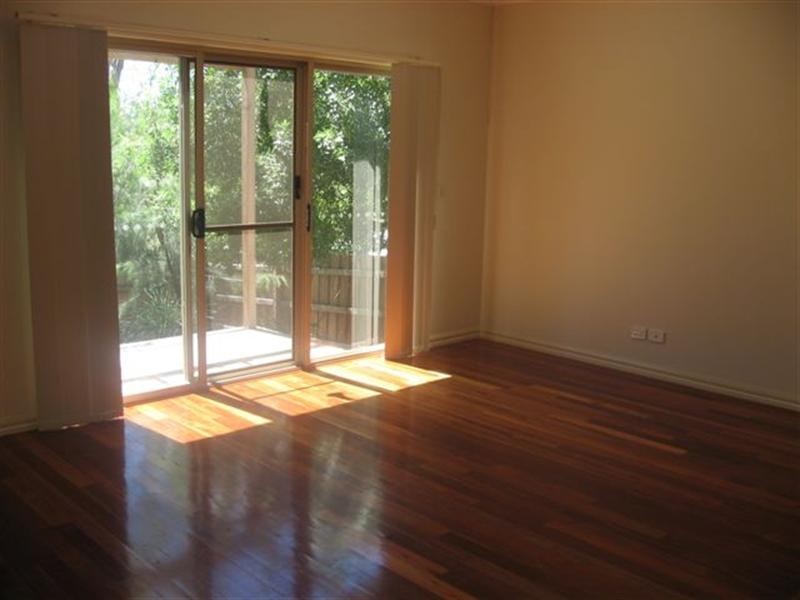 4/192-196 Sherbourne Road, Montmorency VIC 3094